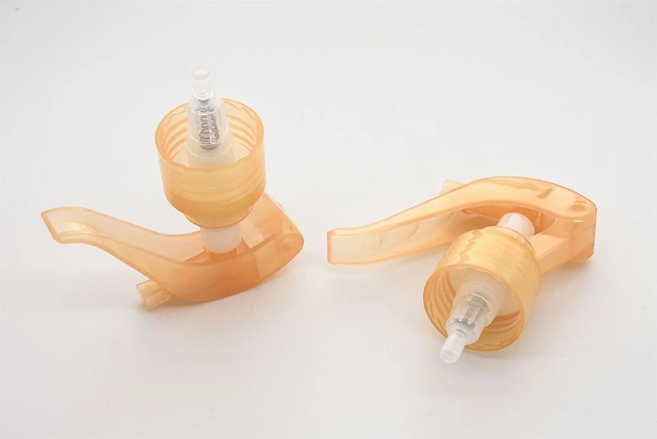 OEM Colorful Mini Trigger Sprayer 24 mm For Cosmetic Sample Bottles suppliers